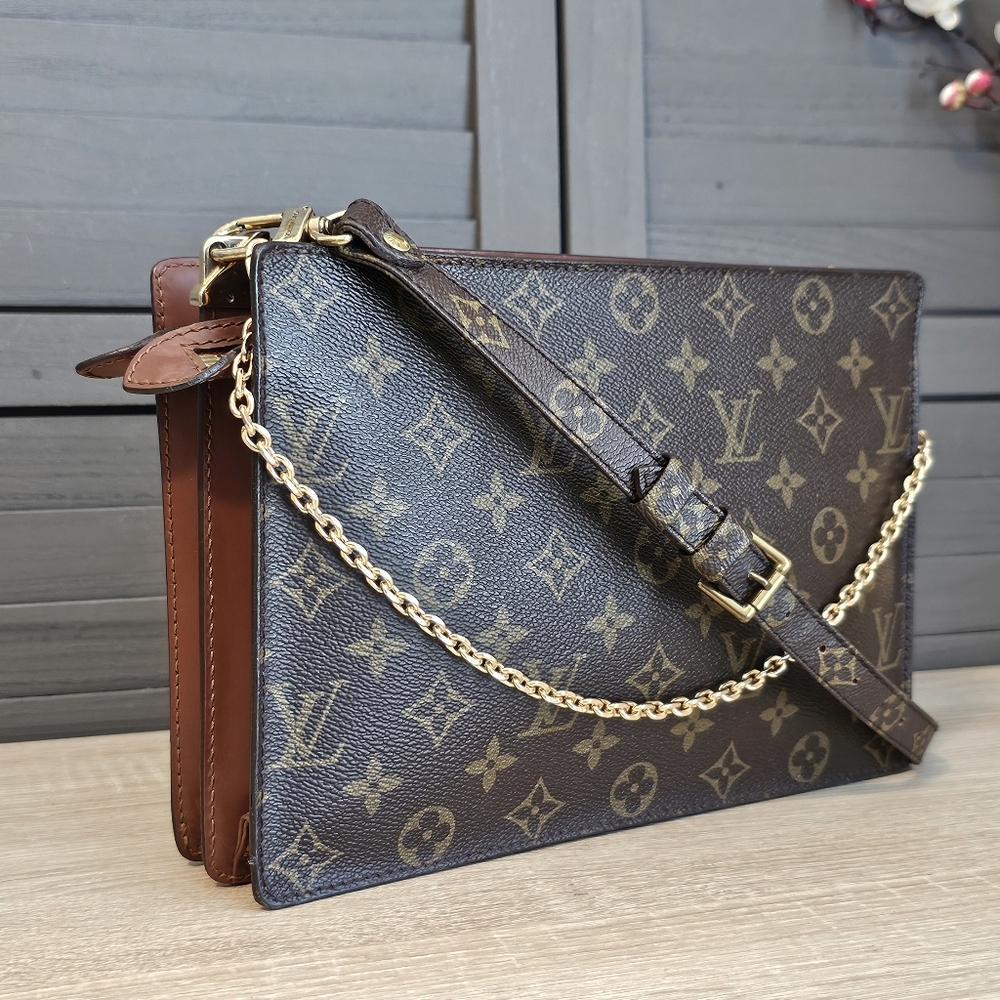 Authentic LOUIS VUITTON Monogram Enghien Crossbody Bag - Picture 16 of 16